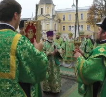 РПЦ не против уроков полового воспитания, заявил митрополит Иларион