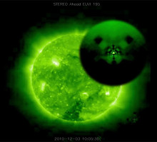 Учёные: Солнце стало заправочной станцией для пришельцев