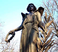 «Ангел мира»: в Венгрии установлен памятник российским воинам
