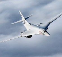Российские десантники на лыжах отправились к Северному полюсу
