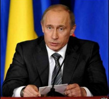 Путин заявил об отправке в Донбасс гуманитарной помощи, за которой Киев видит угрозу вторжения РФ на Украину