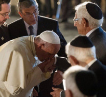 «Миротворческая» суета Ватикана