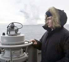 Северный флот начал крупные учения в Арктике