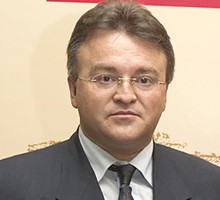 Почему не стоит готовить еду в алюминиевой фольге?