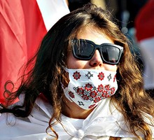 Обвал рубля показал принципиальное изменение в поведении россиян