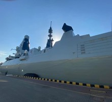 «Работает под водой и на суше»