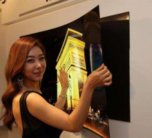LG представила «налепливаемый» на стену дисплей
