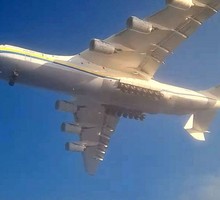 Появившийся из тумана Ан-225 впечатлил европейцев