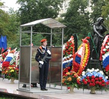 Арестованных офицеров ФСБ обвинили в сотрудничестве с ЦРУ