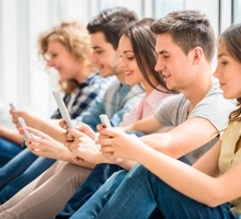 Выявлены опасности в использовании смартфонов подростками
