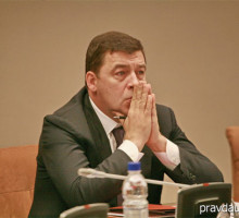 Депутаты хотят законодательно лишить Куйвашева пиара