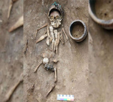 Археологическая сенсация из Хакасии: изучено детское погребение возрастом 4500 лет