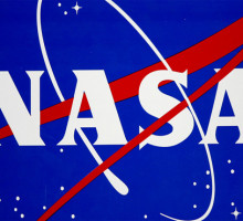 Уфологи обвинили NASA в сокрытии следов пришельцев на Луне. Видео