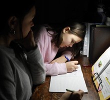 Детям на семейном обучении придётся ежегодно подтверждать свои знания Детям на семейном обучении придётся ежегодно подтверждать свои знания