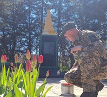 Бойцы восстанавливают памятники ВОВ на освобождённых территориях Бойцы восстанавливают памятники ВОВ на освобождённых территориях
