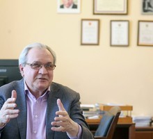 Валерий Фадеев: У людей должна быть достойная жизнь, в этом смысл экономики Валерий Фадеев: У людей должна быть достойная жизнь, в этом смысл экономики