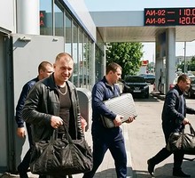 Спекуляции на бензине и миллиардные премии топ-менеджерам Спекуляции на бензине и миллиардные премии топ-менеджерам