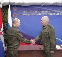 Президент посетил вспомогательный пункт управления Объединённой группировки войск Президент посетил вспомогательный пункт управления Объединённой группировки войск