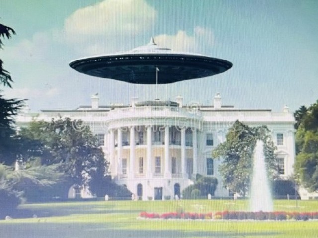 НЛО над Белым домом в США НЛО над Белым домом в США